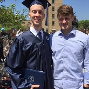 Meet your Posher, Alex